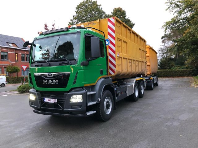 95991fb8 839c 414b 937f d4b36e2e0558